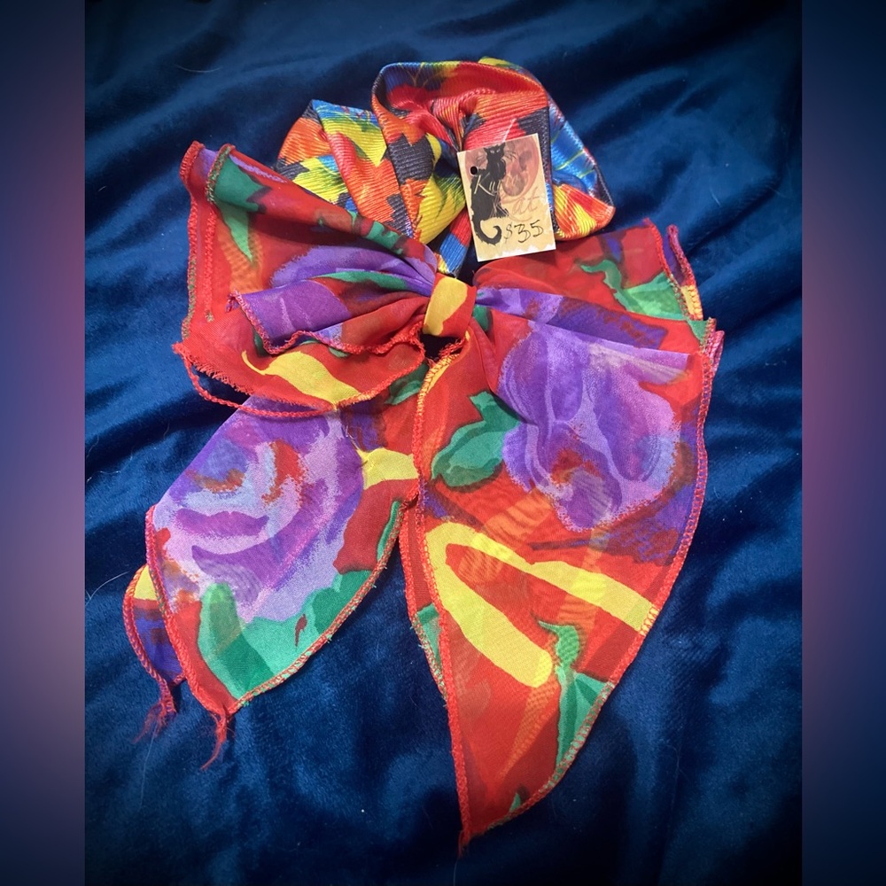 Vintage Late 1980s Fabric Snap Barrette Set - one ruffle one bow